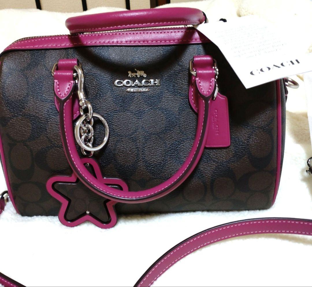 COACH　新作ボストンバッグ