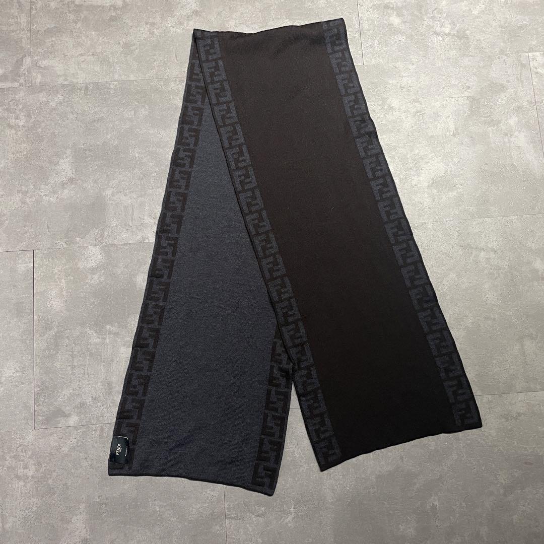 FENDI マフラー　メンズ