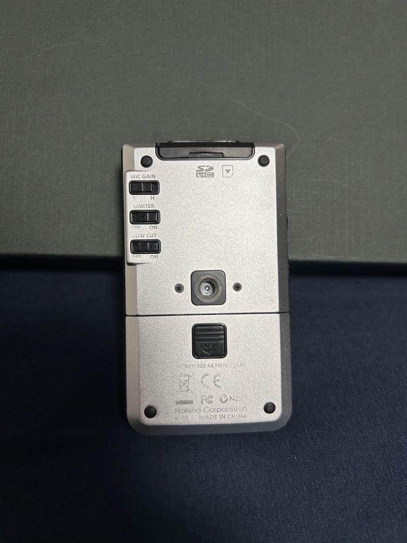 Roland R-05 ハンディレコーダー Roland - R-05 | WAVE/MP3 Recorder