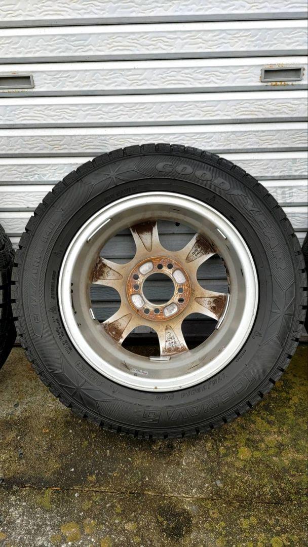スタッドレスタイヤホイールセット 175/70R14 グッドイヤー