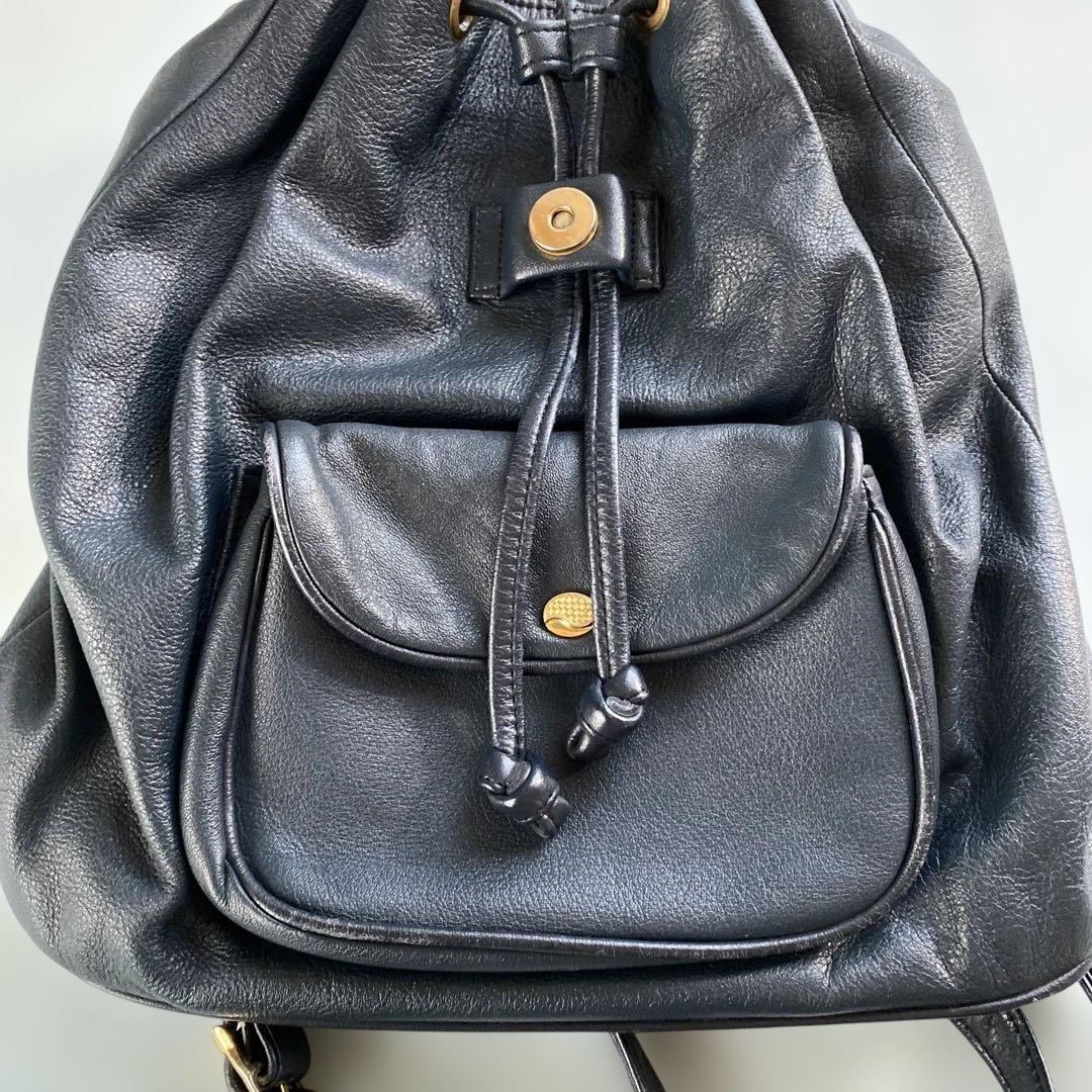 濃紺に近いレザーフラップバックパックヴィンテージ品1点もの