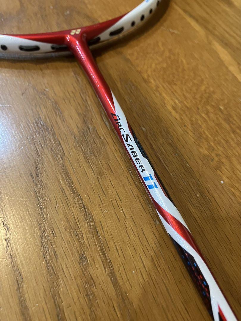 【新品未使用】　アークセイバー11　バドミントン　YONEX 　ラケット
