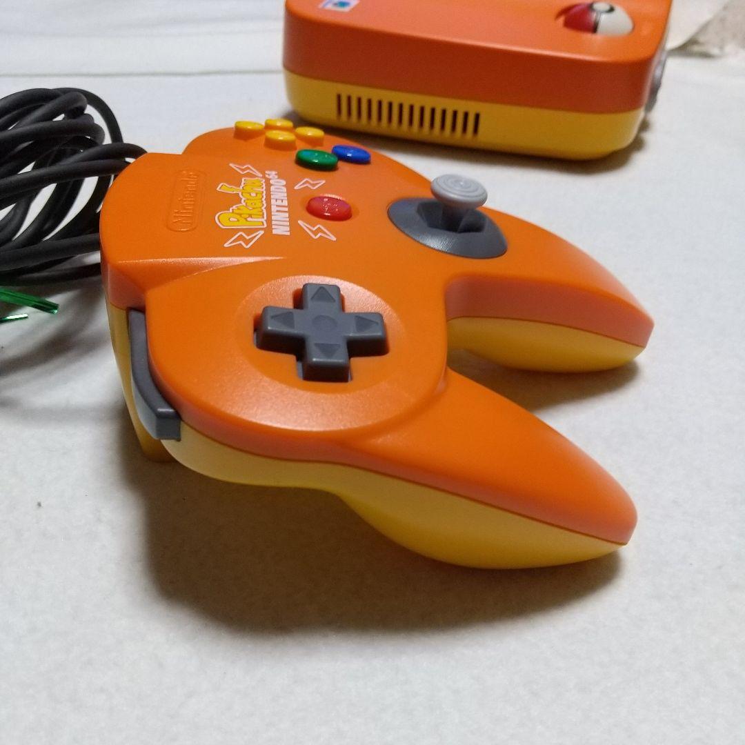 Nintendo 64 ピカチュウ　トイザらス限定 オレンジ コントローラー2個