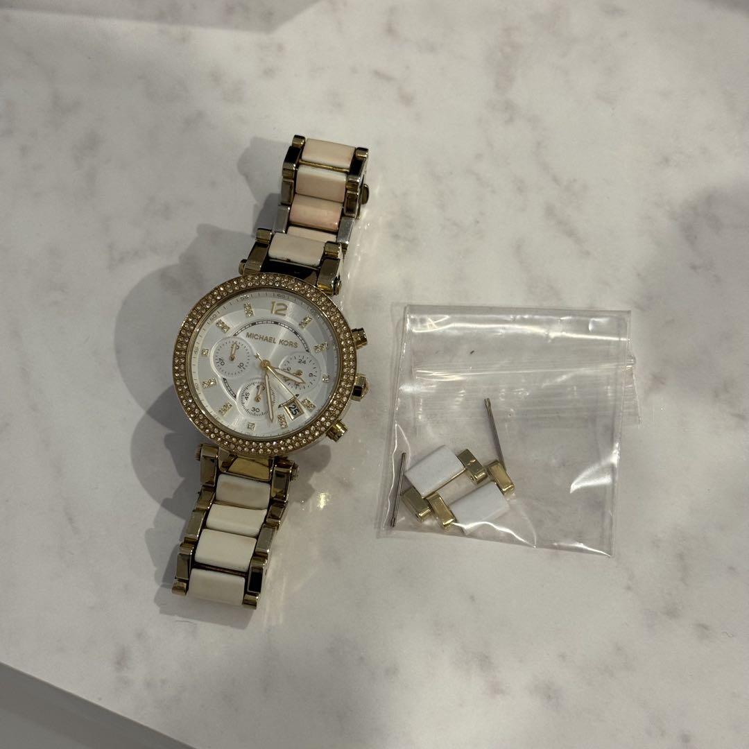MICHAEL KORS アナログ時計 ホワイト/ゴールド 箱あり】MICHAEL KORS ゴールド ホワイト 時計 - メルカリ