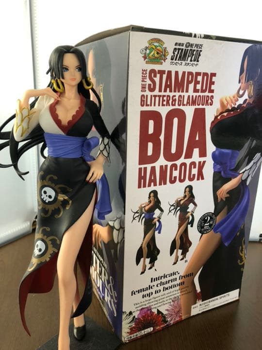 メルカリ Onepiece ワンピース ボア ハンコックフィギュア アミューズメント景品 キャラクターグッズ 3 000 中古や未使用のフリマ
