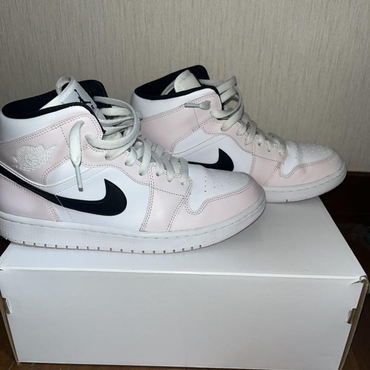 在庫最新作 NIKE WMNS AIR JORDAN 1 MID LIGHT VIOLET FdcRM-m34581908203 定番人気低価