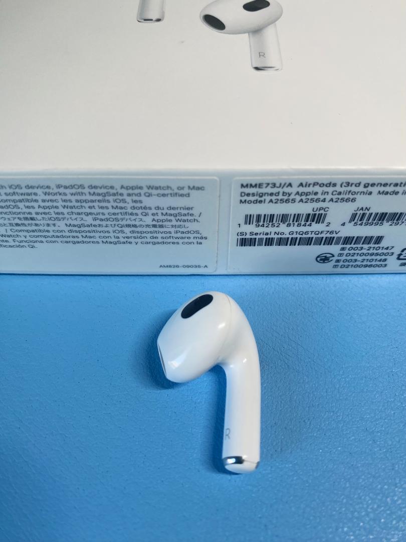 AirPods 第3世代 R片耳 右耳のみ イヤホン A2565