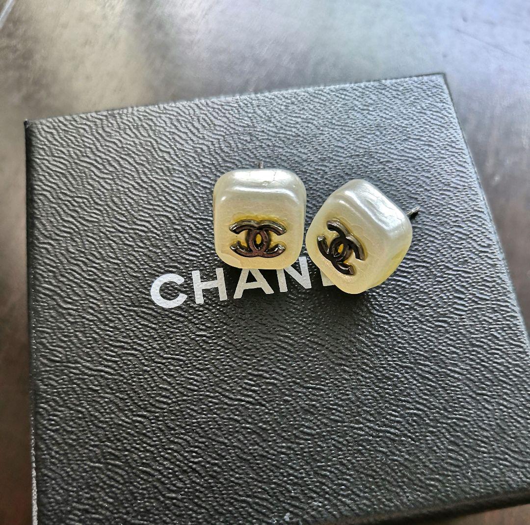CHANEL ヴィンテージピアス CHANEL ヴィンテージピアス