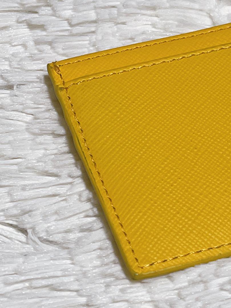 ヴィヴィアンウエストウッド パスケース カードケース イエロー ヴィヴィアン ウエストウッド Vivienne Westwood カードケース