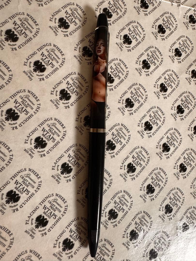 supreme シュプリーム　sexy woman ボールペン 黒