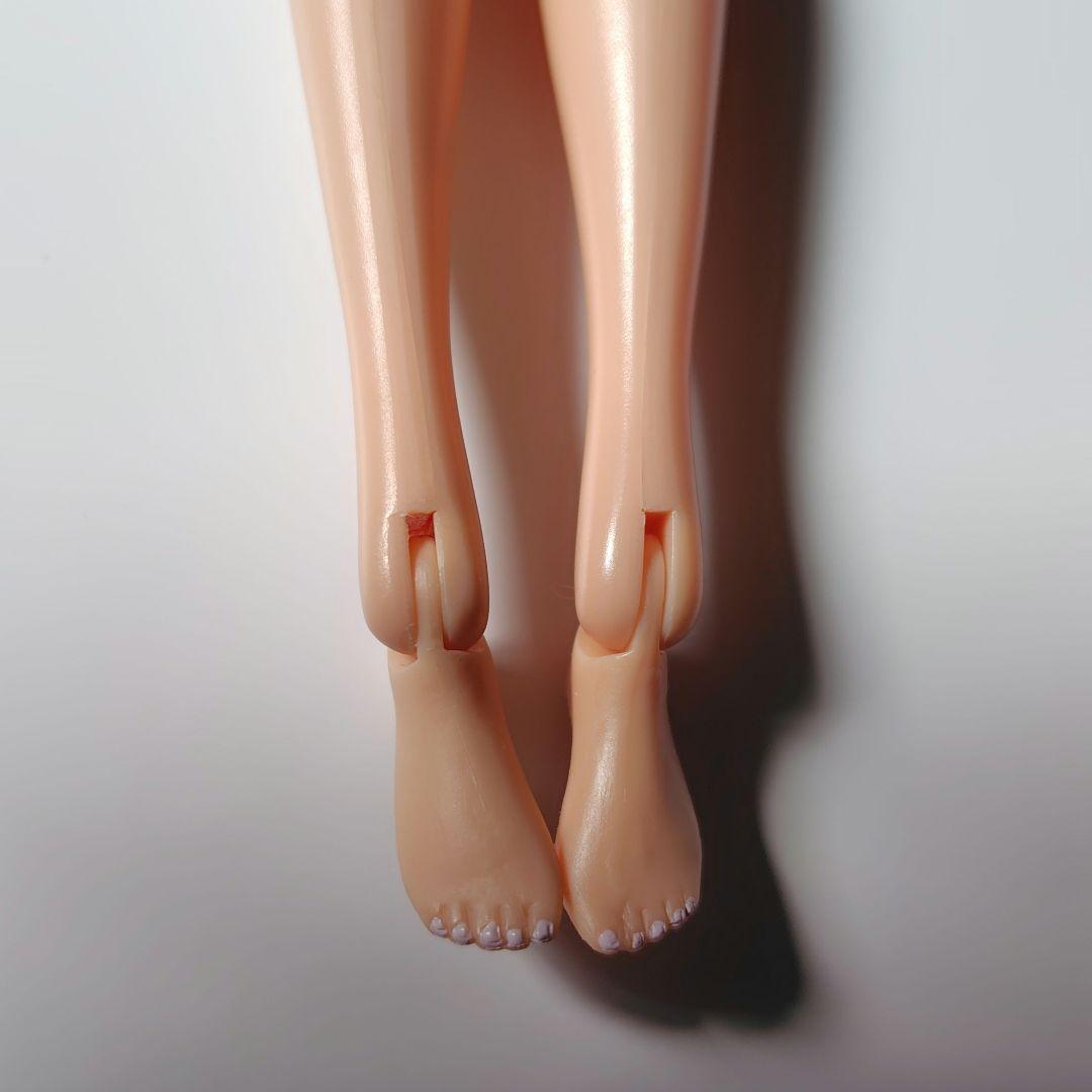 A-F