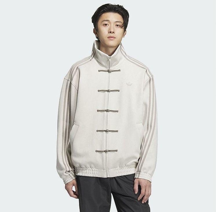adidasアディダス 中国限定 蛇年トラックジャケット ホワイト Lサイズ” 即発可】中国限定 adidas アディダス 蛇年 トラックジャケット
