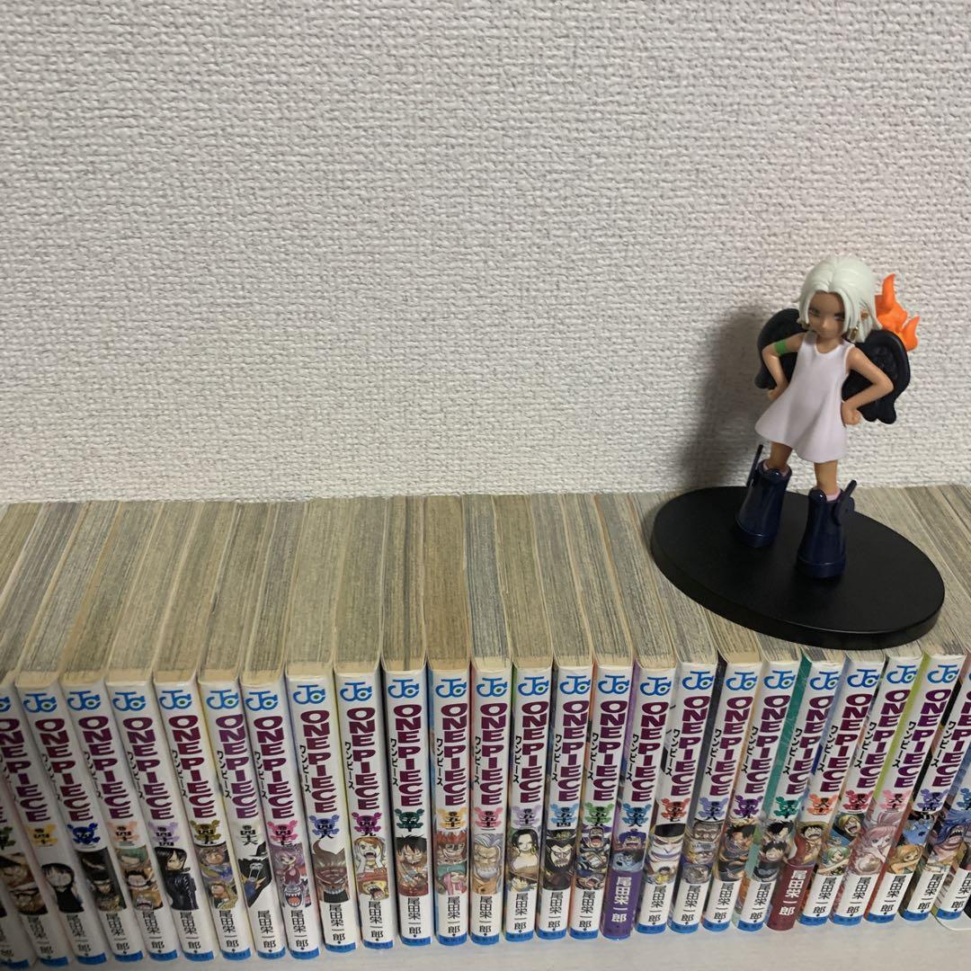 ワンピース110巻セット＋フィギュア