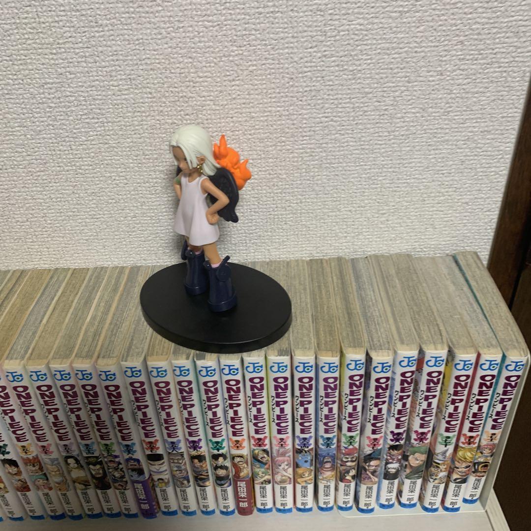 ワンピース110巻セット＋フィギュア