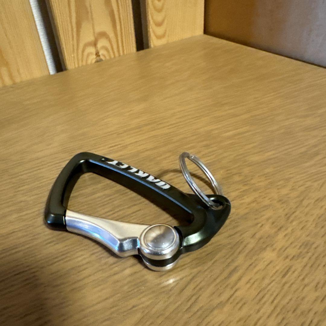 OAKLEY カラビナ キーホルダー