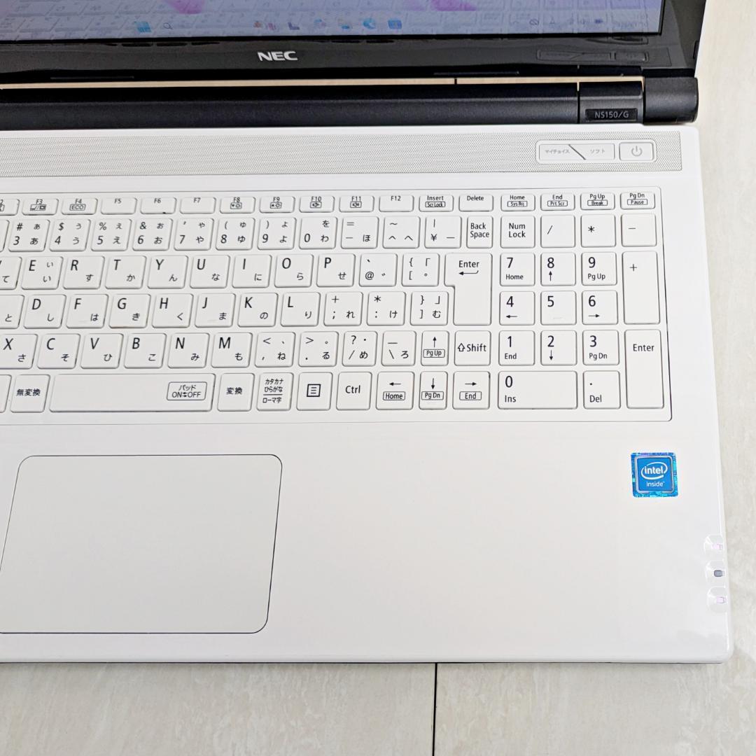 Win11♥SSD256♥メモリ8G】カメラ付き✨薄型ノートパソコン✨J25