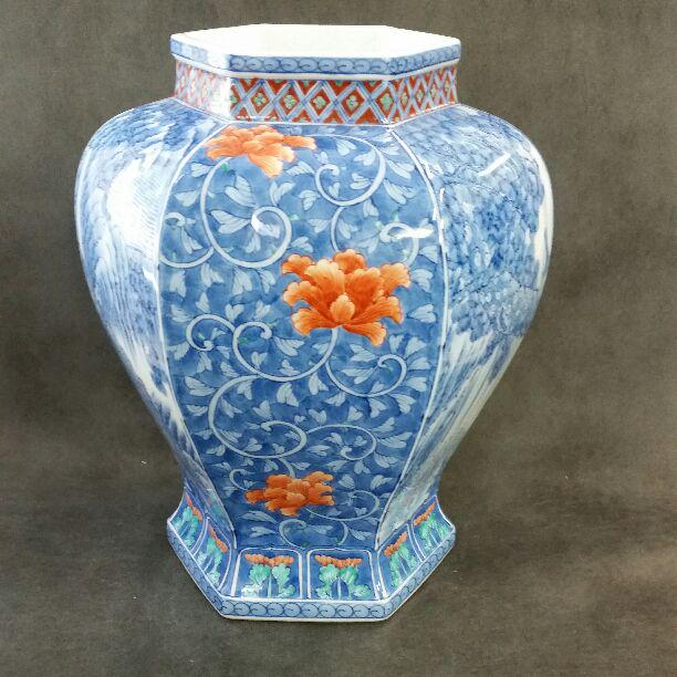 小野卓作　青磁　花入　花器　共箱　花瓶　人間国宝　工芸品 人間国宝 三浦 小平二 作 『青磁 花瓶』 ｜骨董品買取 緑和堂