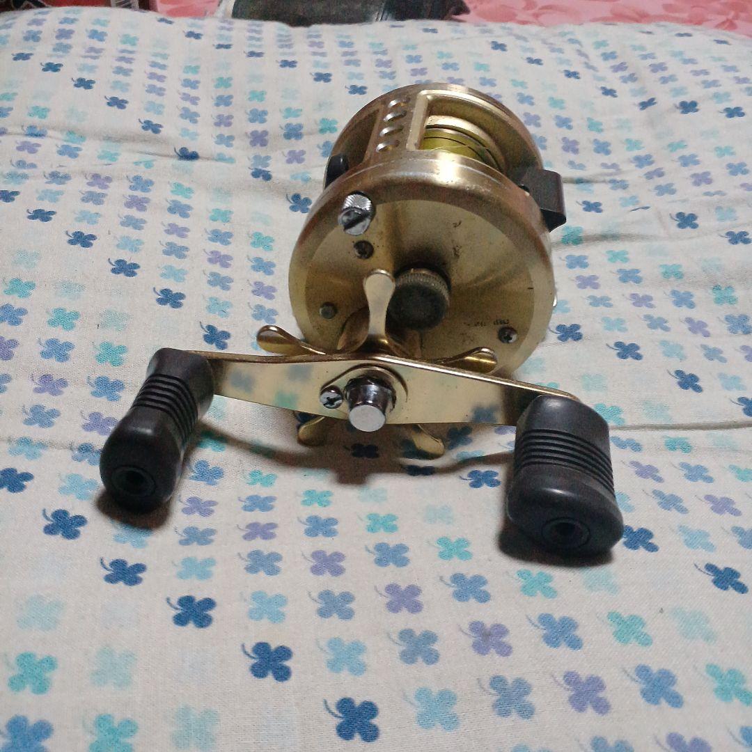リール SHIMANO CALCUTTA