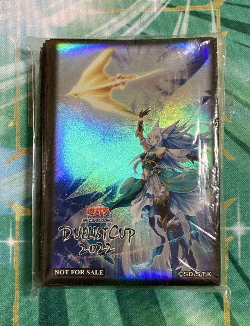遊戯王 公式 召命の神弓-アポロウーサ プレイマット 月女神の鏃 スリーブ70枚