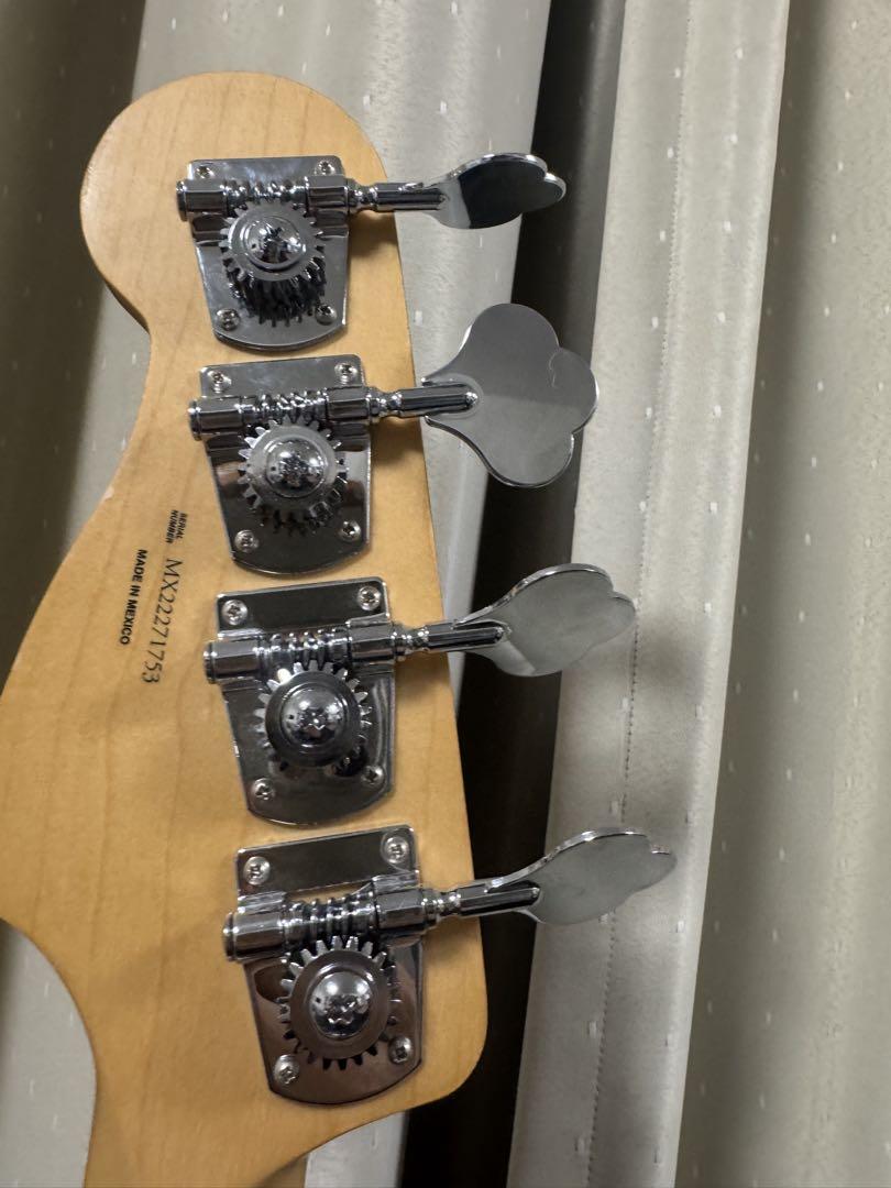 ベース Fender Mexico precision bass White