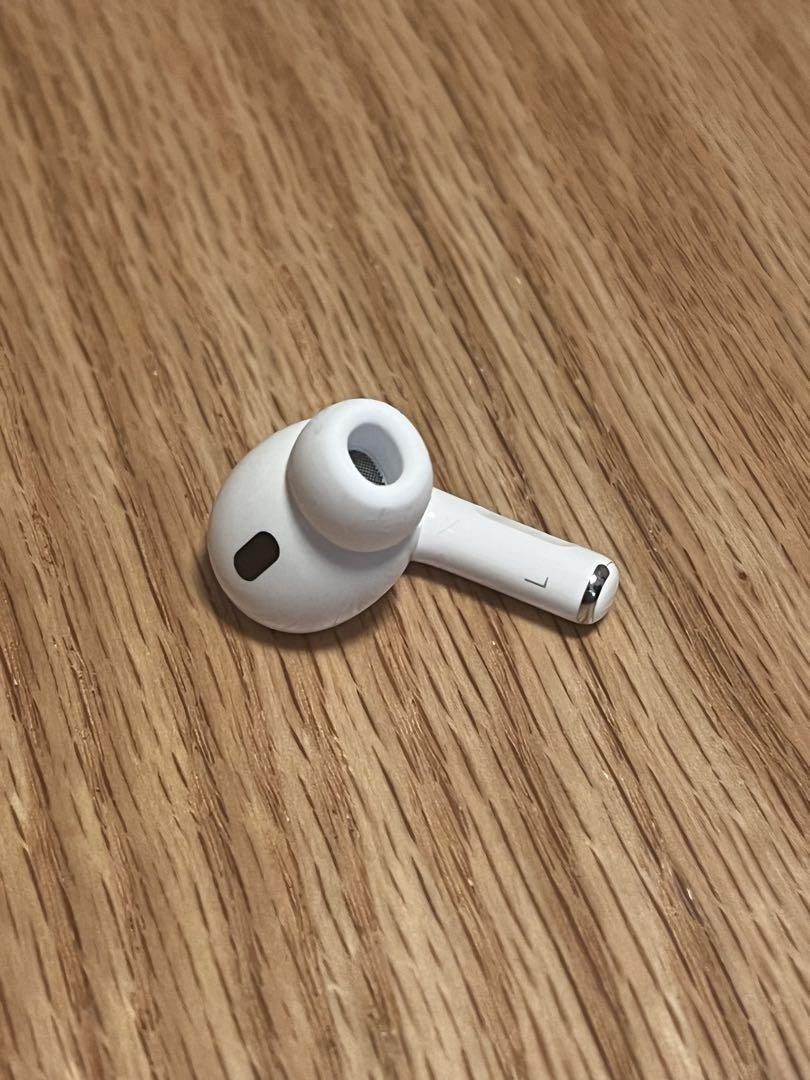 超歓迎された AirPods Pro 2 左耳のみと交換用イヤーチップ イヤホン