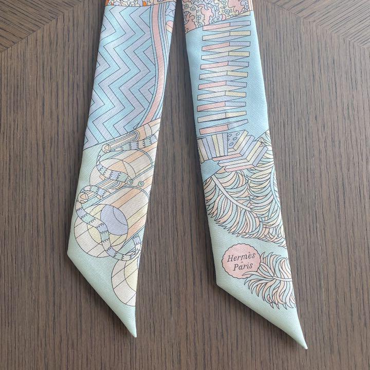 人気カラー完売 極美品 エルメス ツイリー シルクスカーフ