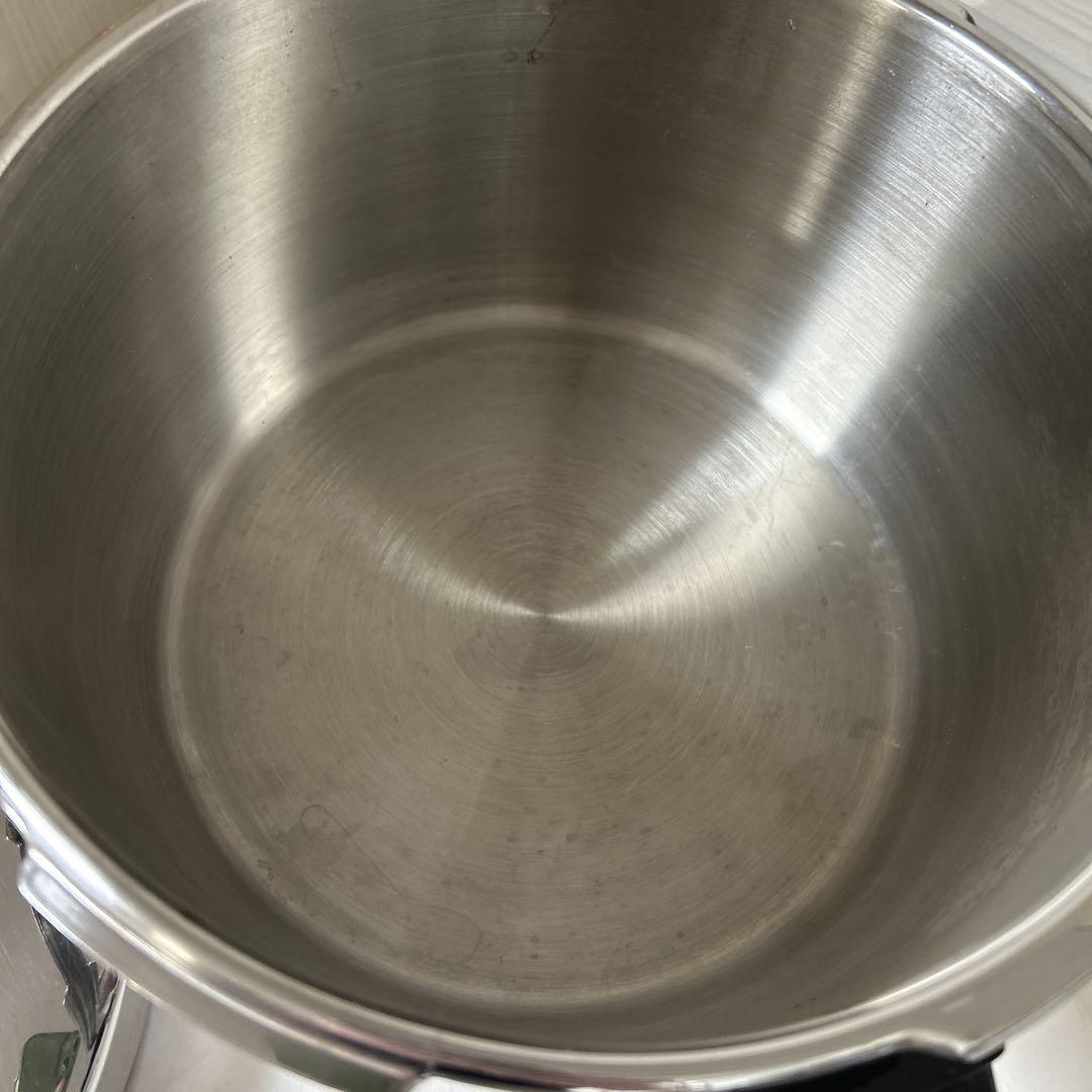 フィスラー圧力鍋4.5 L 美品