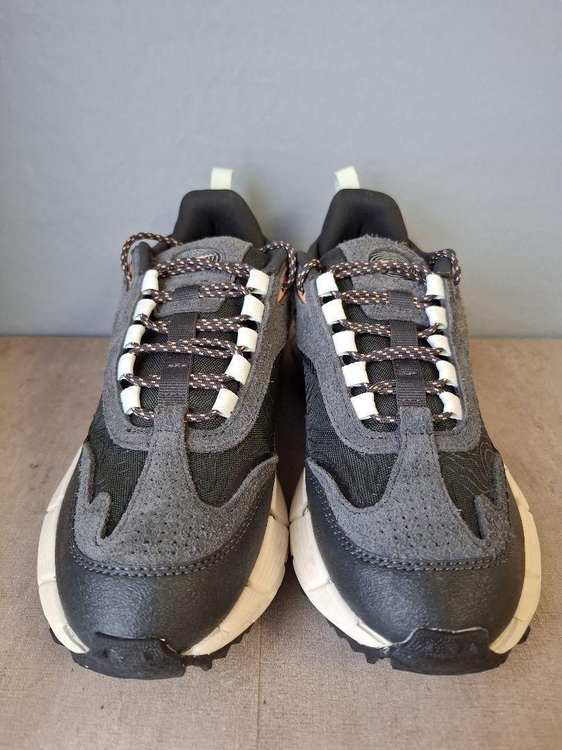 【極美品】Reebok ZIG KINETICA 2.5 EDGE 24.5cm