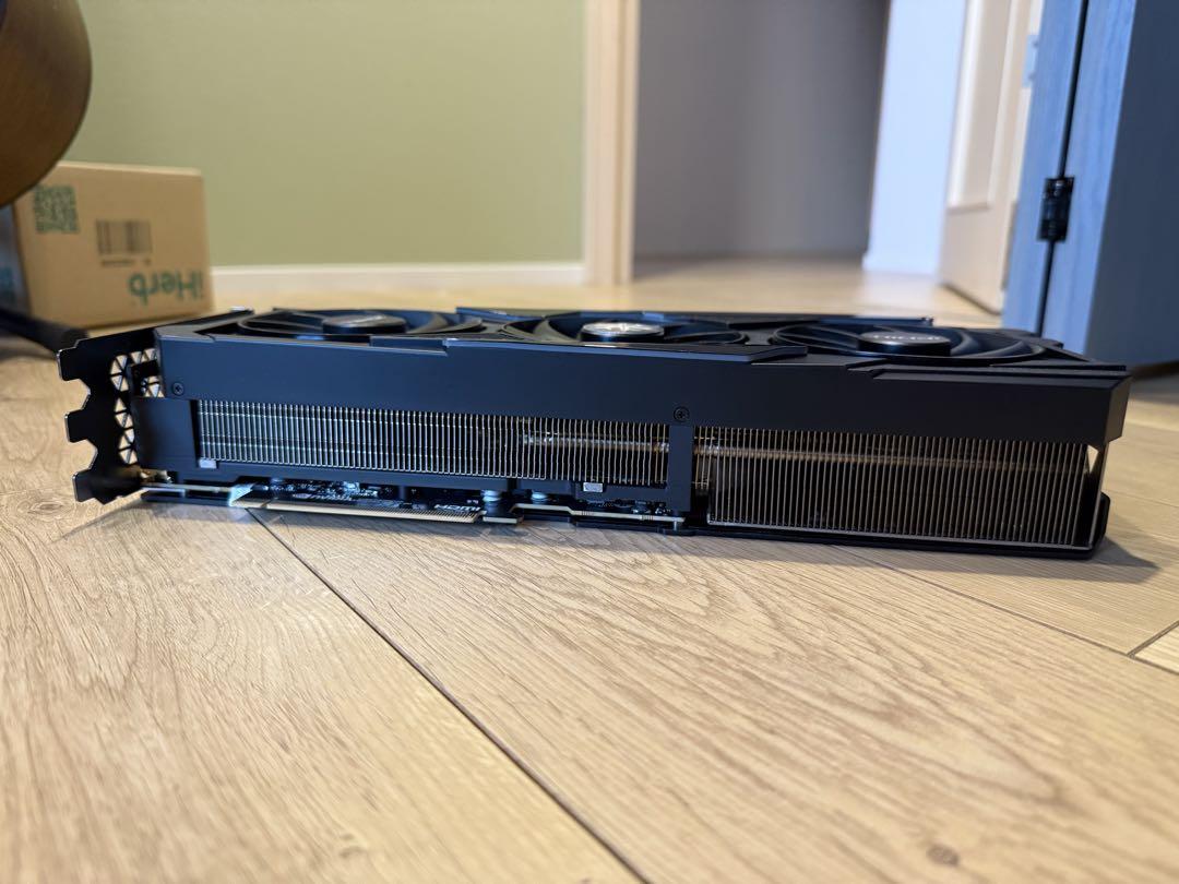 INNO3D GeForce RTX 4090 iCHILL X3
