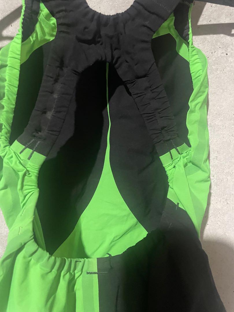Speedo FINA認証 競泳水着