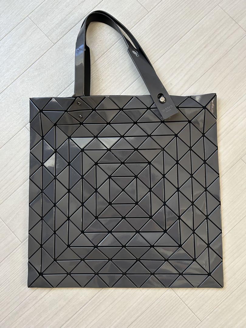 BAO BAO ISSEY MIYAKE ショルダーバッグ グレー　大