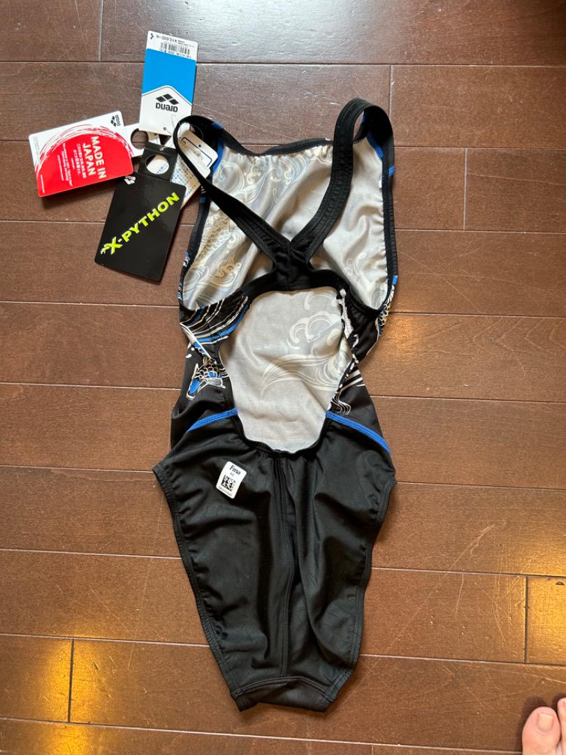 【新品未使用】arena競泳用水着⑤