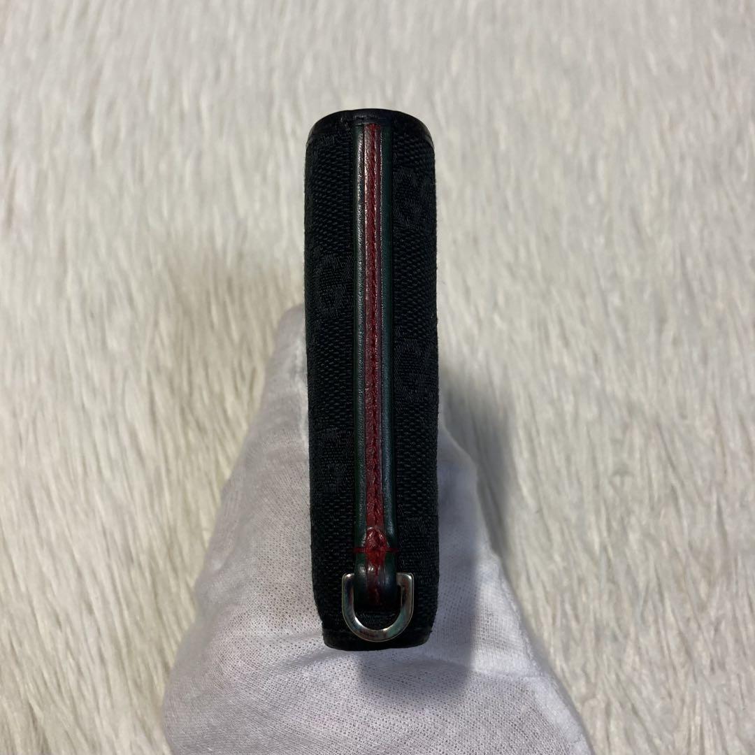 お買い得品　美品　GUCCI グッチ　二つ折り　財布　小銭入れ　キャンバス　黒