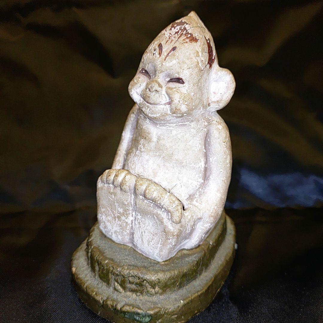 古いアンティークなビリケンさん像全体的に状態が悪い