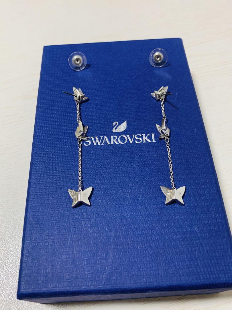 スワロフスキー　Swarovski Lilia ドロップピアス チョウ　ロング