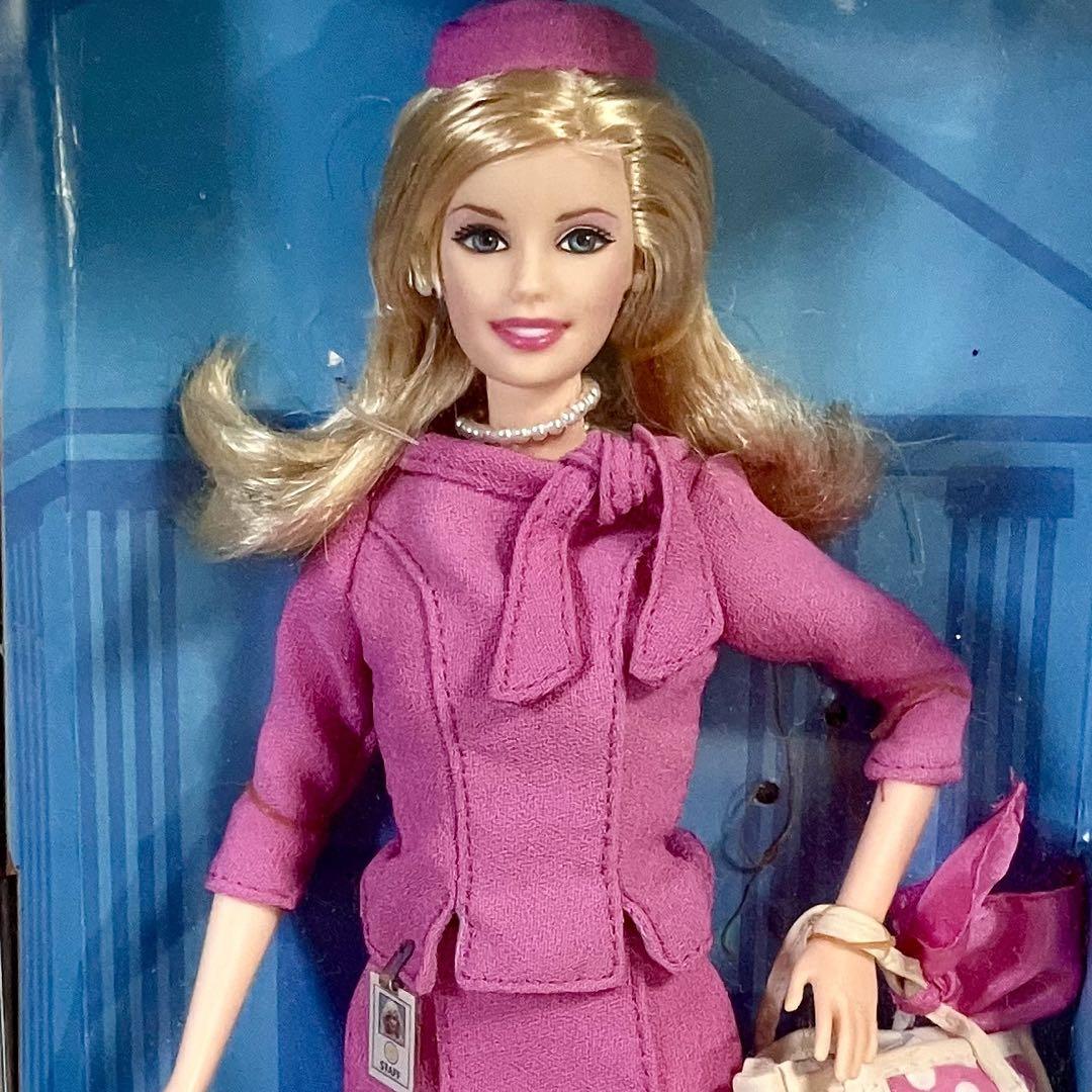 Barbie - バービー　legally blonde 2 フィギュア　人形 Amazon.com: Barbie Legally Blonde 2 Doll : Toys & Games