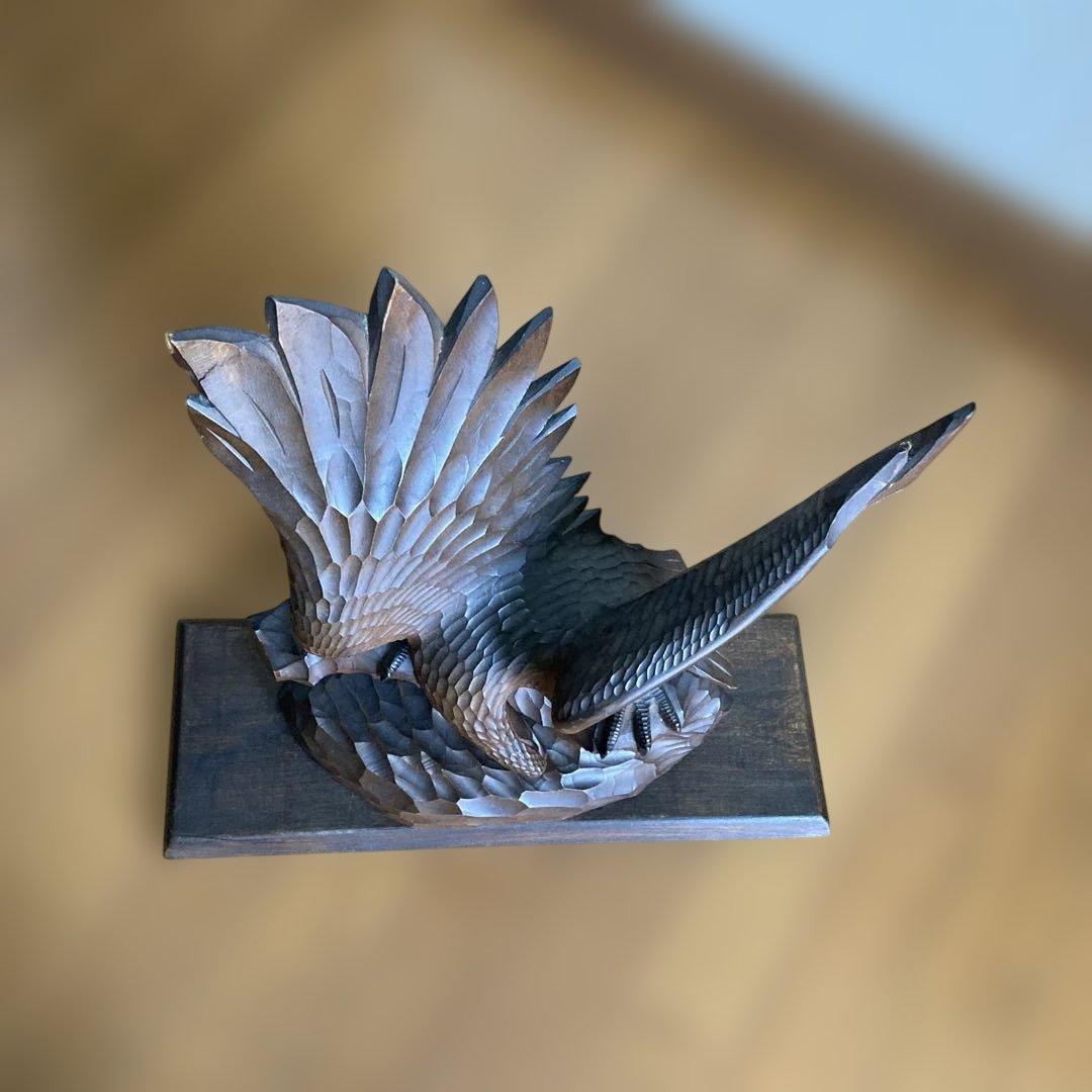 木彫り　鷹　置物　オブジェ　鳥　タカ