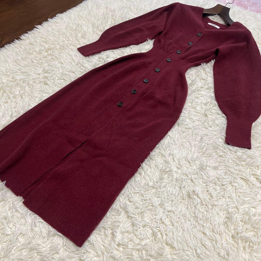 【12/20〜26SALE】 SNIDEL フロントボタンニットワンピース 赤
