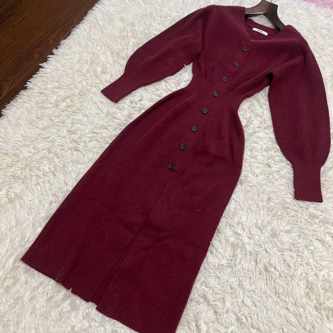 【12/20〜26SALE】 SNIDEL フロントボタンニットワンピース 赤