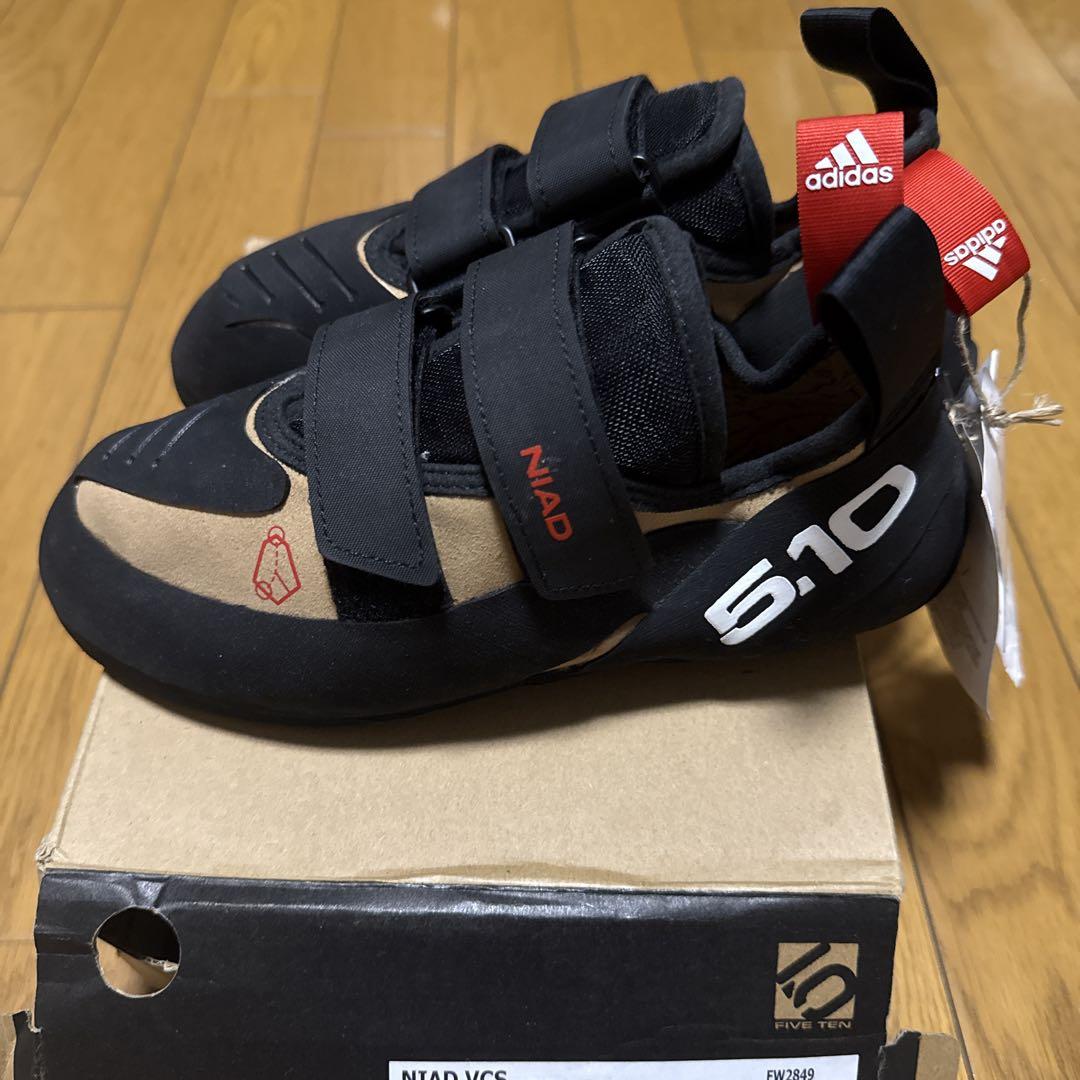 adidas NIAD VCS クライミングシューズ 39 1/3