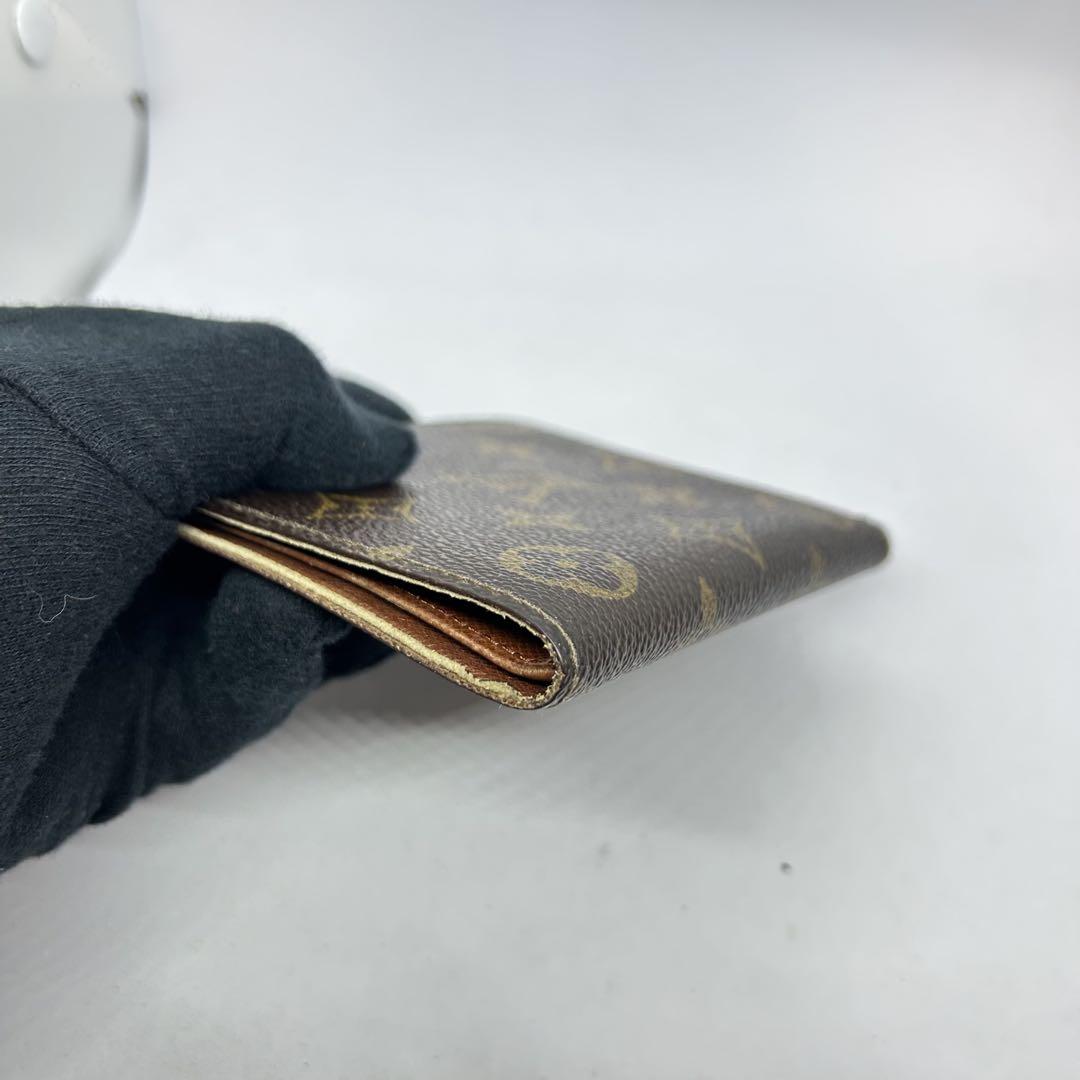 LOUIS VUITTON　ルイヴィトン　モノグラム　二つ折り　財布