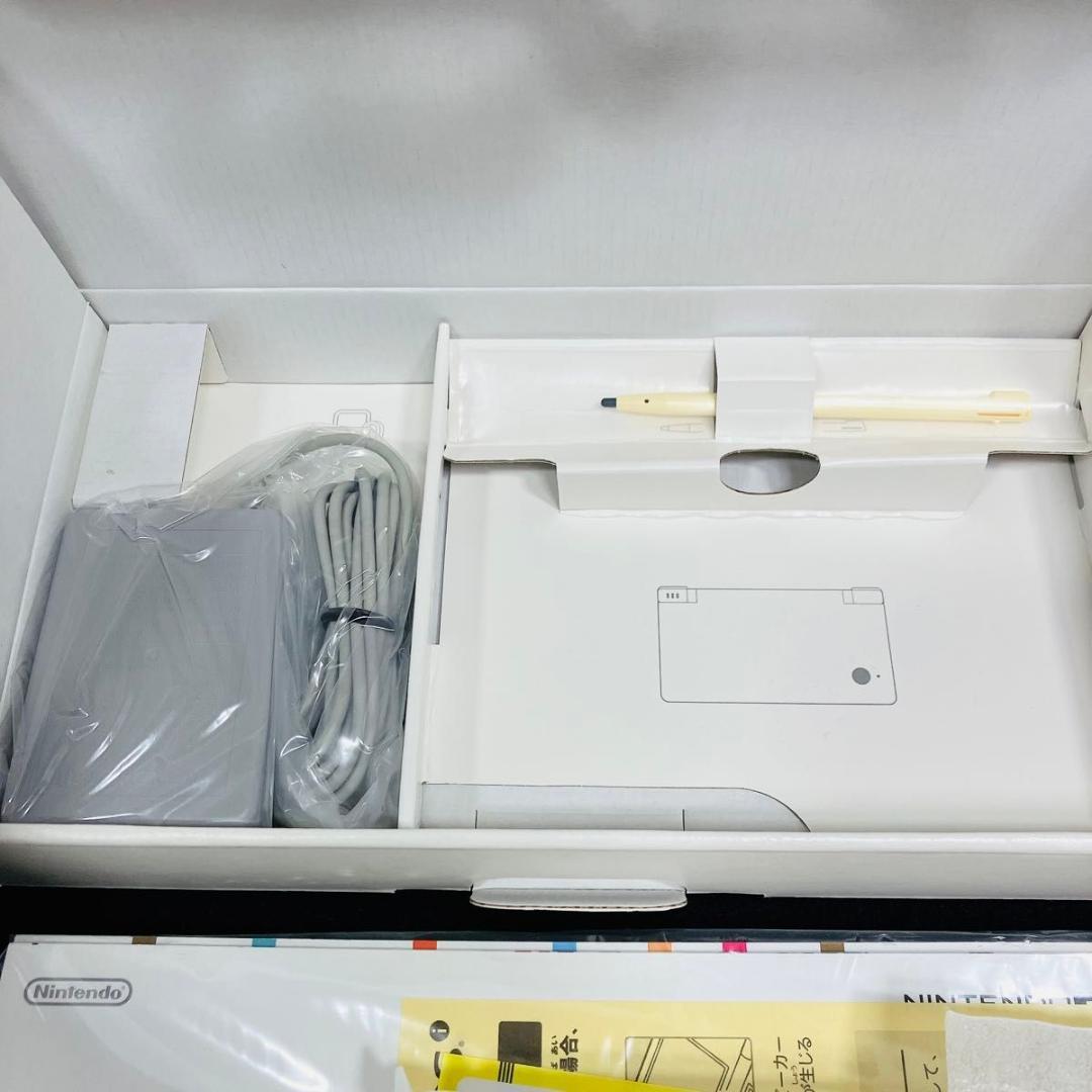 新品 ニンテンドー DSi ホワイト 未使用品 生産完了品 画像7
