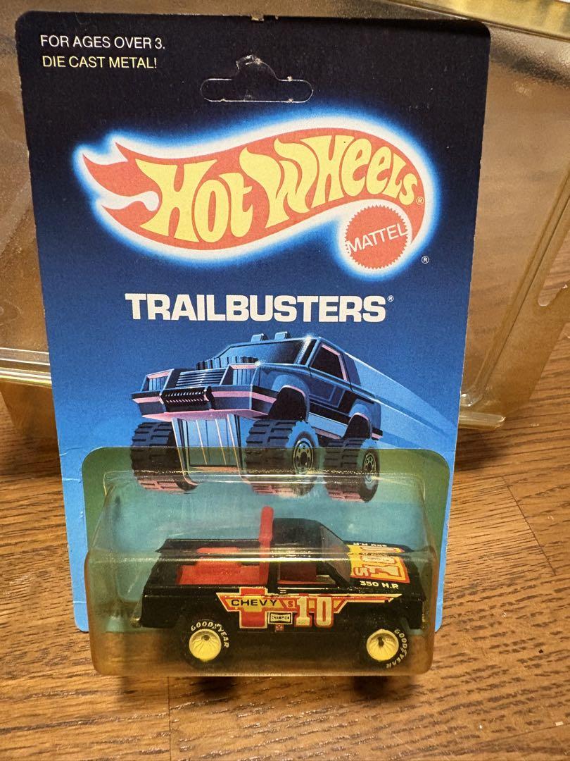 旧いHot Wheels Trailbusters Chevy リアルライダースミニカー