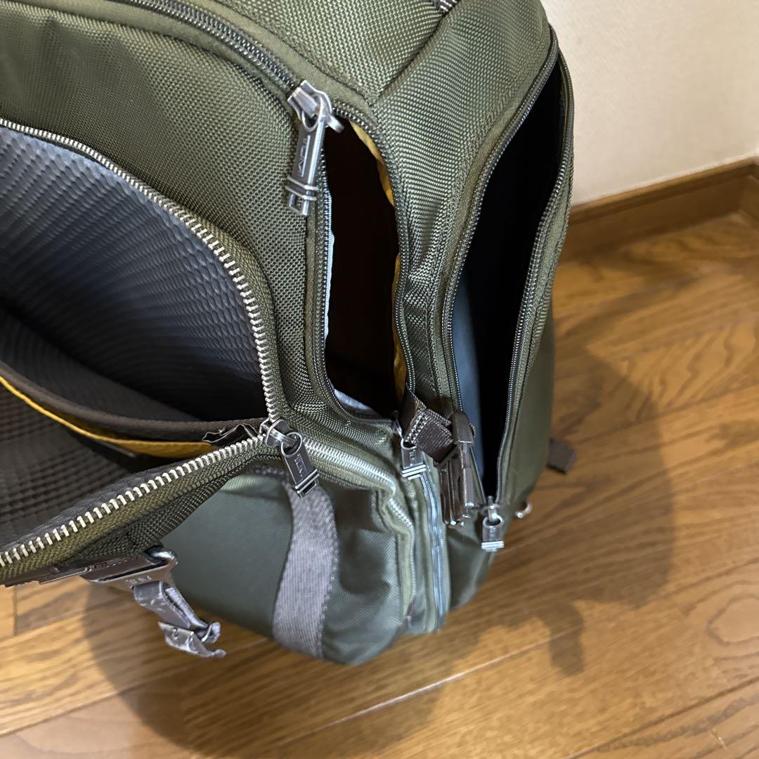 M*e様 TUMI ナイロン リュック キャリーオン機能付きバックパック