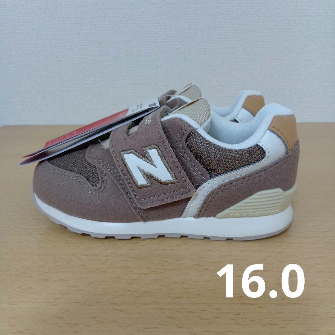 new balance スニーカー　16.0 新品未使用