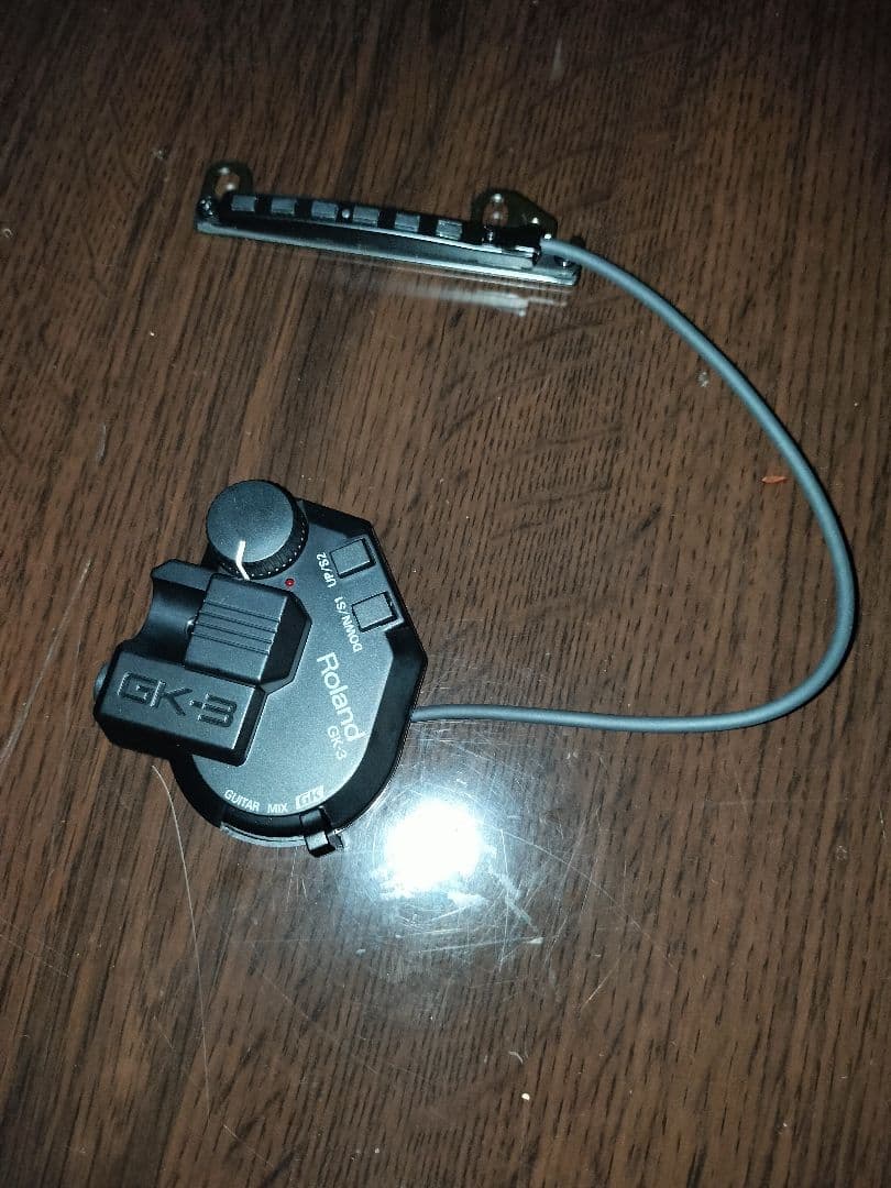 ROLAND　GK-3　GR-D　GR-S　ギターシンセ GRからGKへ・ギターシンセサイザーの進化と歴史をたどる
