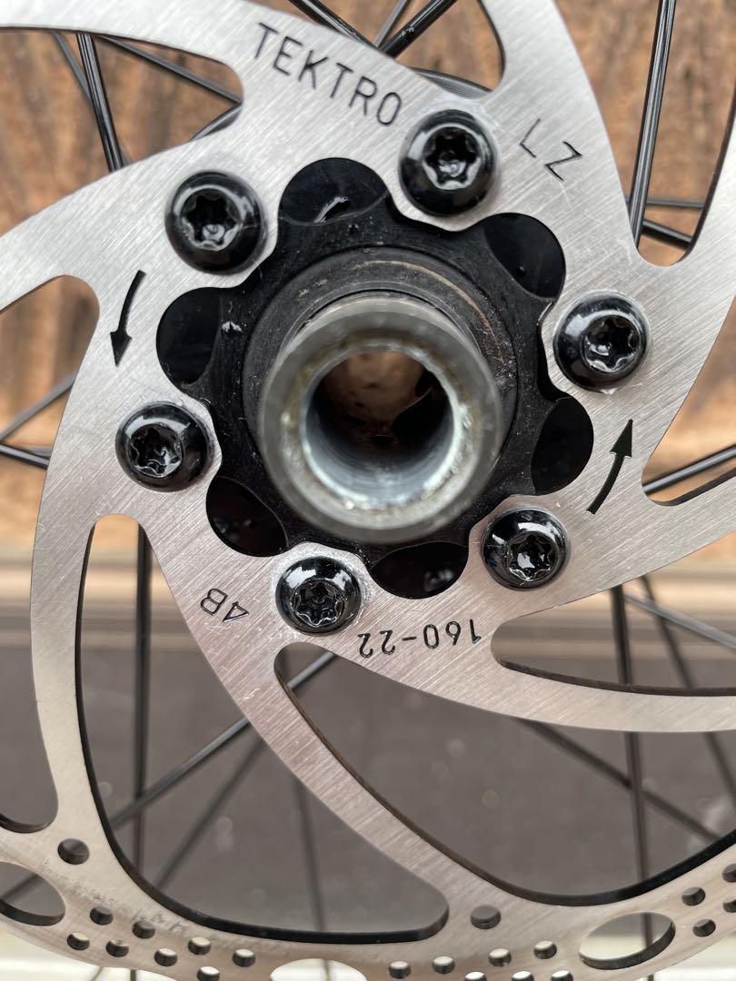 Trek domane al2 ホイール タイヤ ブレーキパッド チューブ付き