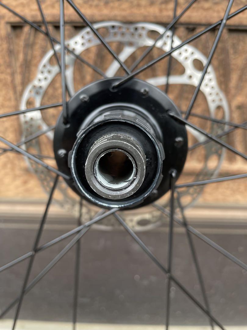 Trek domane al2 ホイール タイヤ ブレーキパッド チューブ付き