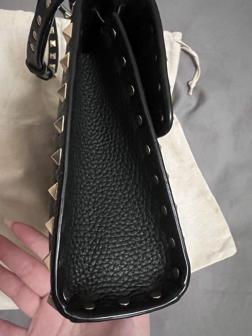 VALENTINO ロックスタッズグレインカーフスキンスモールクロスボディバッグ
