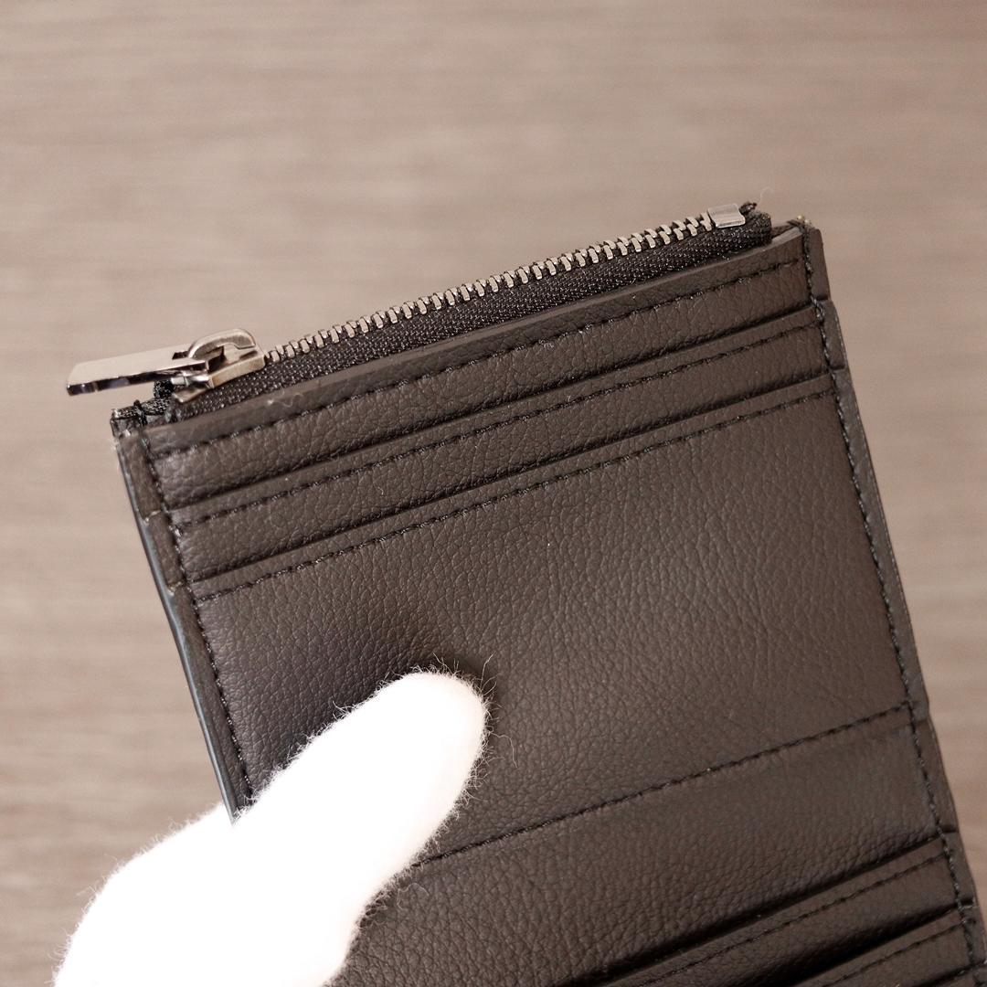 【新品同様】クラフスト 三つ折り財布 柔らかな質感のヴィーガンレザーを使用 画像10